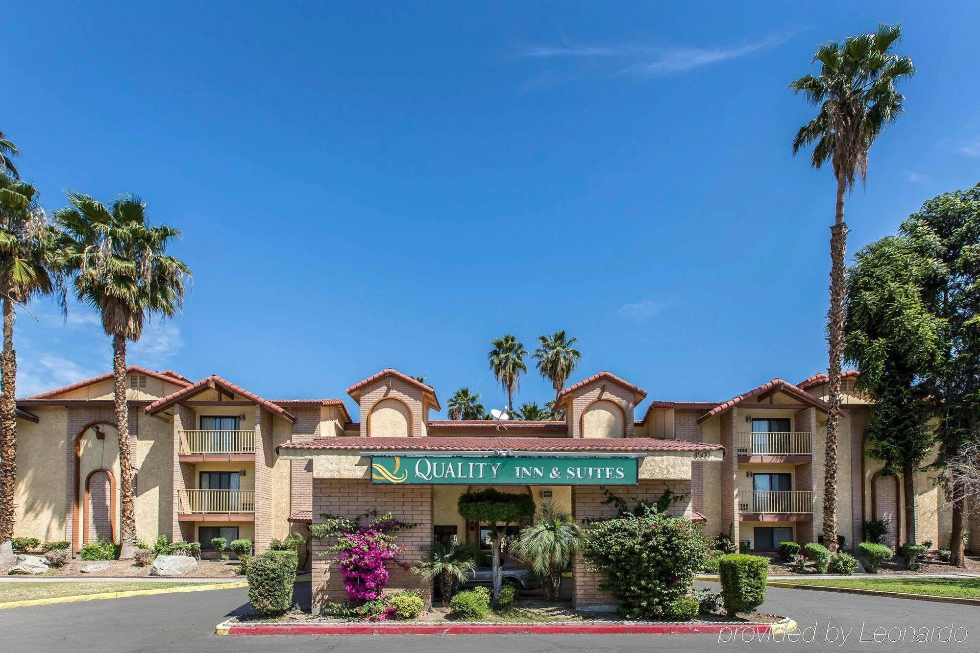 Quality Inn & Suites بيكرسفيلد المظهر الخارجي الصورة